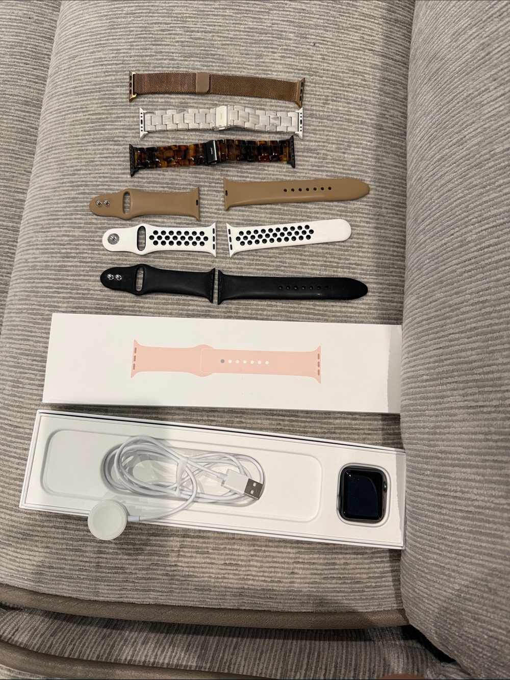 Apple Series 3- Bands and Charger Bundle - Picture 1 of 6